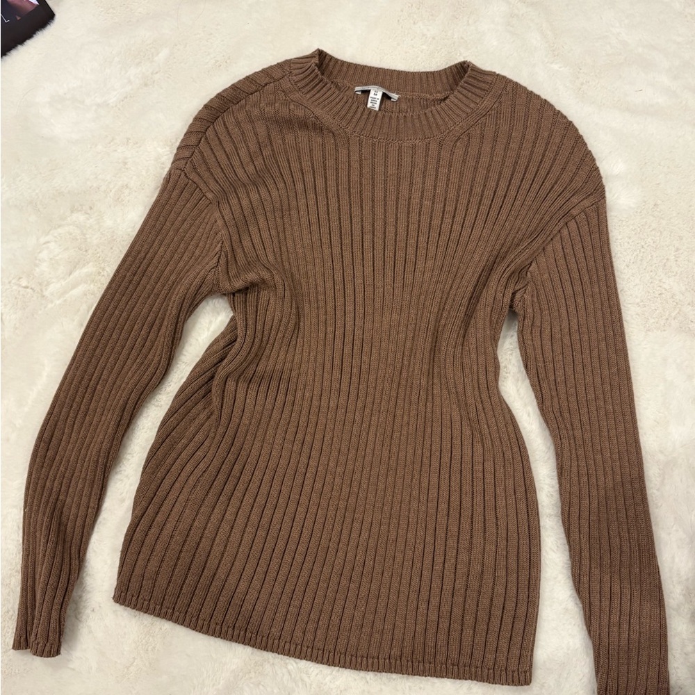 Jessica Simpson Ribbed Crewneck Sweater in Taupe Brown